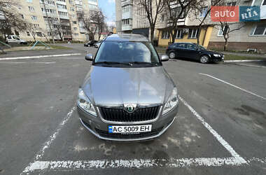 Микровэн Skoda Roomster 2010 в 