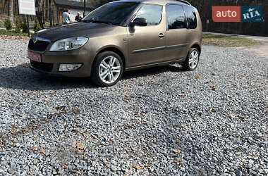 Микровэн Skoda Roomster 2012 в 