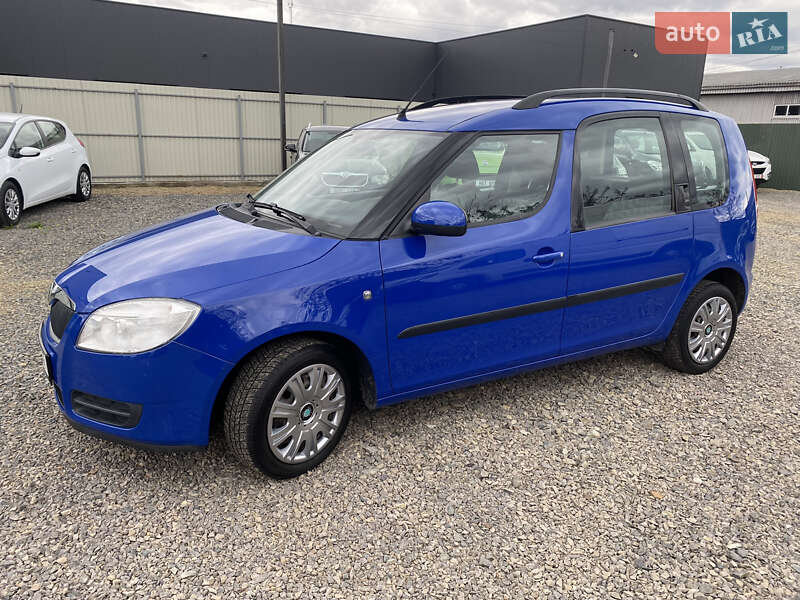 Микровэн Skoda Roomster 2009 в 