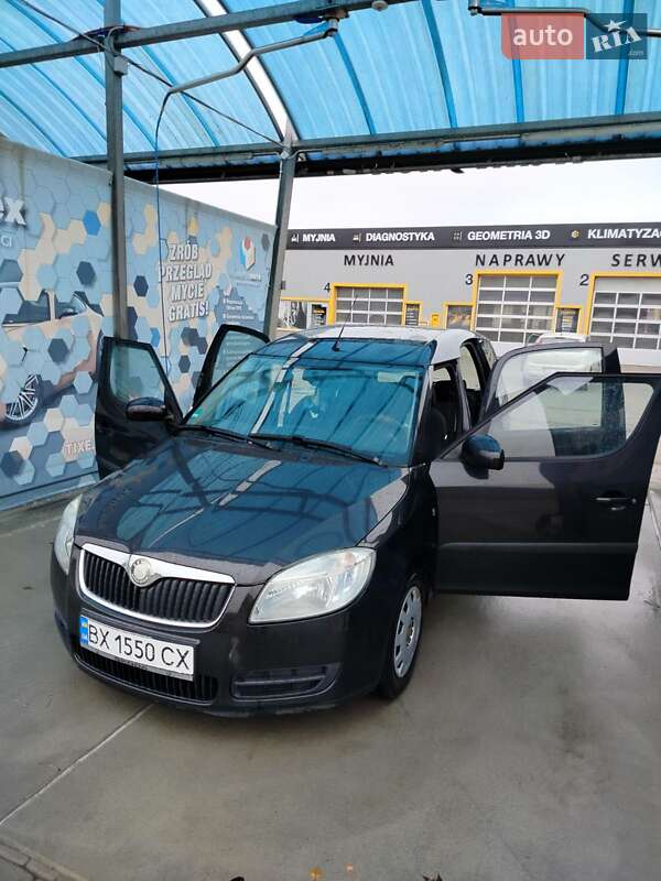 Мікровен Skoda Roomster 2009 в Сатанові