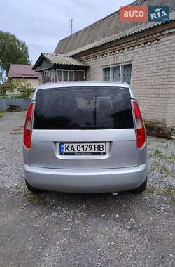 Микровэн Skoda Roomster 2008 в 