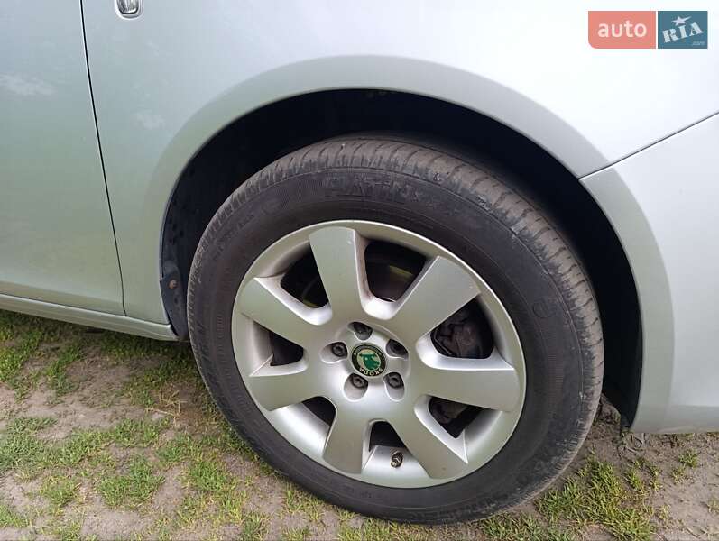 Мікровен Skoda Roomster 2014 в Дніпрі