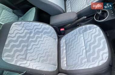 Микровэн Skoda Roomster 2009 в 