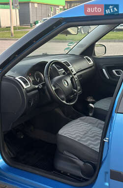 Микровэн Skoda Roomster 2007 в 
