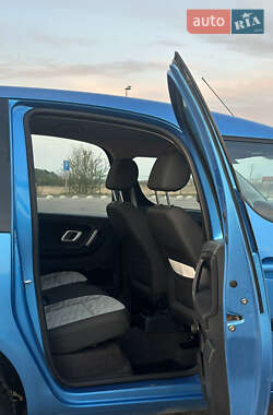 Микровэн Skoda Roomster 2007 в 