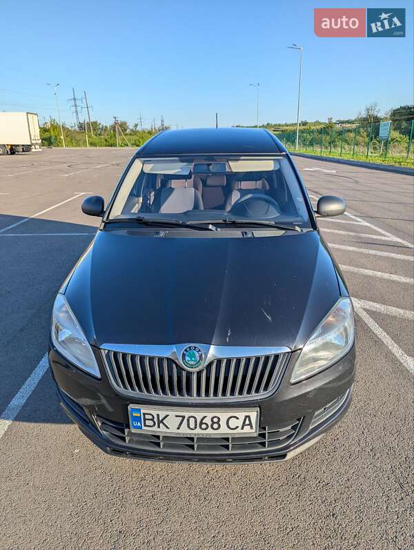 Мікровен Skoda Roomster 2012 в Рівному