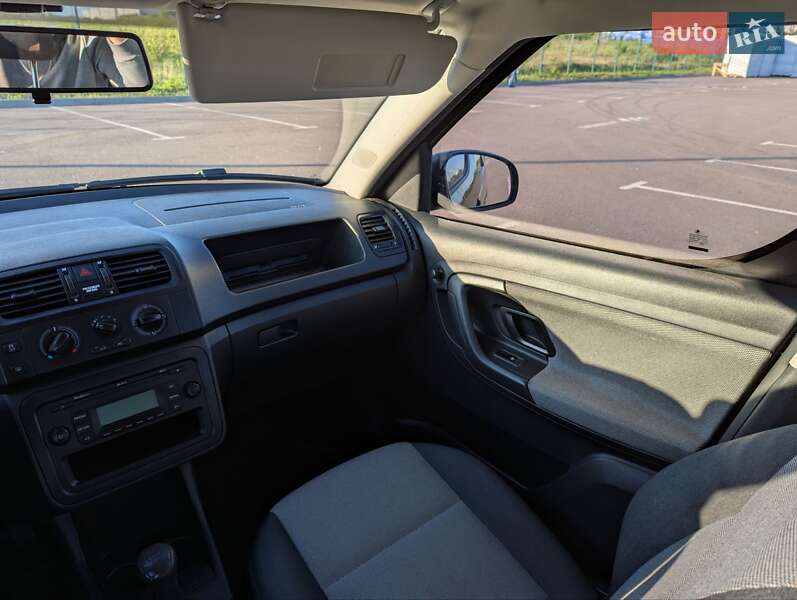 Мікровен Skoda Roomster 2012 в Рівному