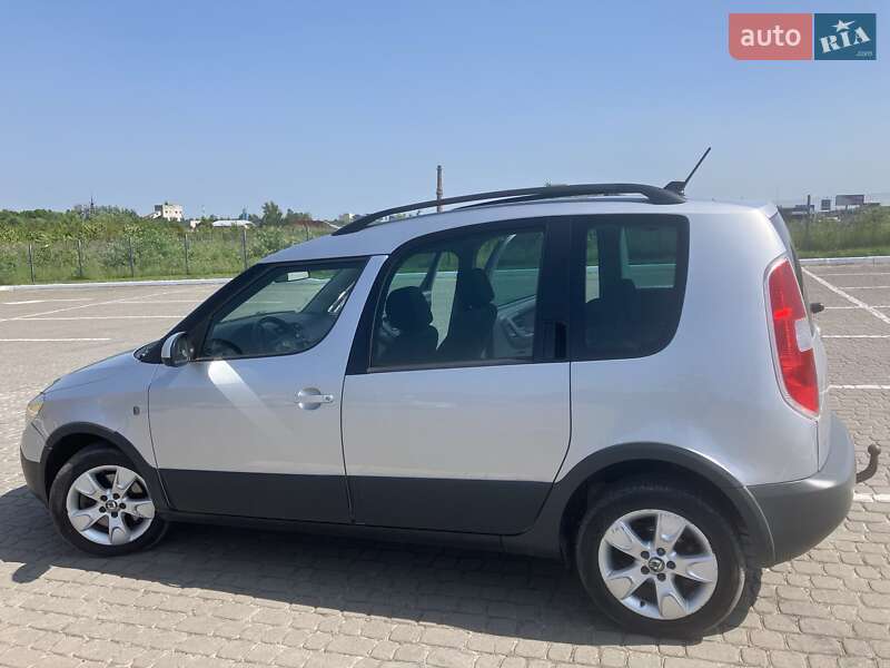 Микровэн Skoda Roomster 2012 в Львове