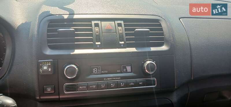 Микровэн Skoda Roomster 2011 в Бурштыне