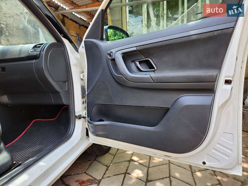 Микровэн Skoda Roomster 2010 в Раздельной