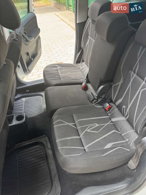 Микровэн Skoda Roomster 2013 в Львове
