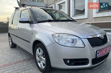 Микровэн Skoda Roomster 2008 в 