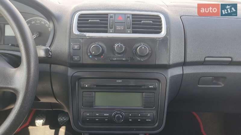 Микровэн Skoda Roomster 2007 в Львове