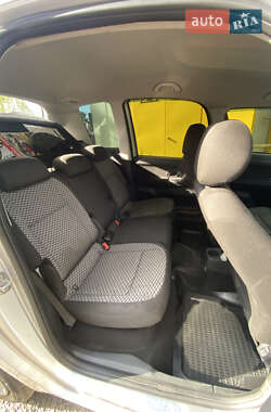 Микровэн Skoda Roomster 2010 в 