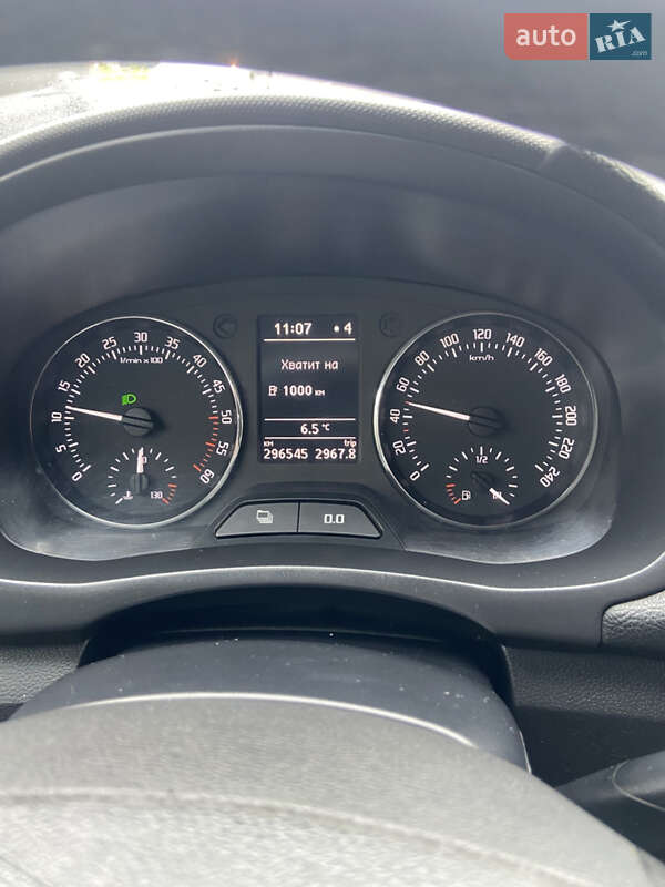 Мікровен Skoda Roomster 2010 в Львові