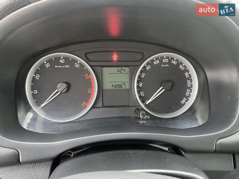 Микровэн Skoda Roomster 2009 в Виннице