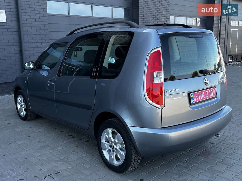 Микровэн Skoda Roomster 2013 в Луцке