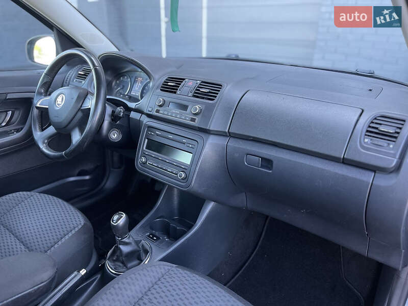 Микровэн Skoda Roomster 2013 в Луцке