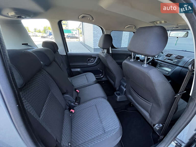 Микровэн Skoda Roomster 2013 в Луцке