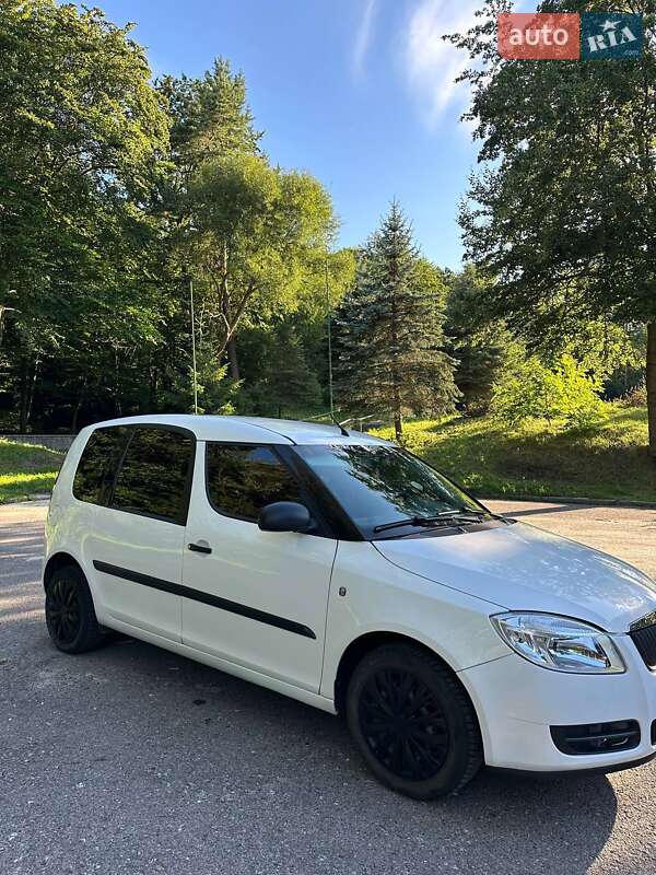 Мікровен Skoda Roomster 2009 в Львові