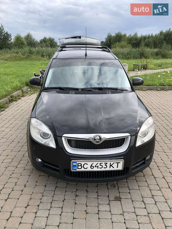 Микровэн Skoda Roomster 2007 в Николаеве
