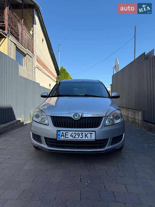 Skoda Roomster 2011