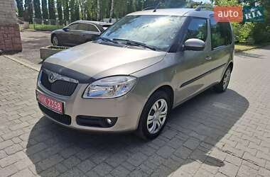 Микровэн Skoda Roomster 2008 в Луцке
