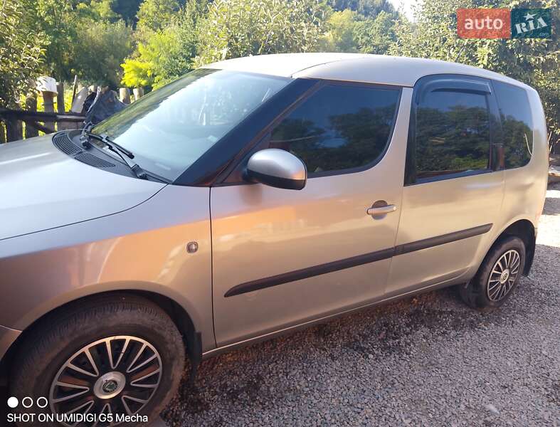 Мікровен Skoda Roomster 2012 в Борщеві