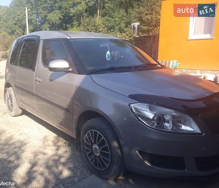 Мікровен Skoda Roomster 2012 в Борщеві