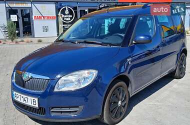 Микровэн Skoda Roomster 2009 в Вишневом