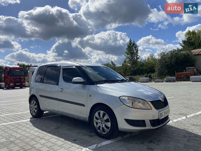 Мікровен Skoda Roomster 2010 в Львові