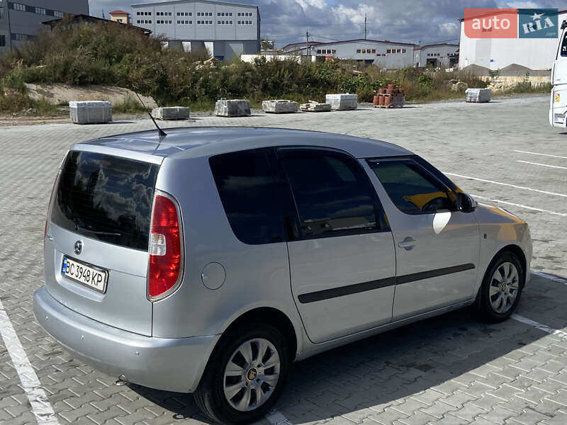 Мікровен Skoda Roomster 2010 в Львові