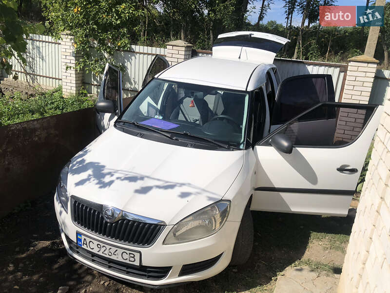 Микровэн Skoda Roomster 2013 в Теплике
