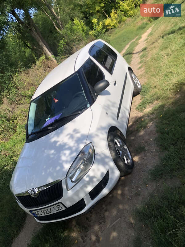 Микровэн Skoda Roomster 2013 в Теплике