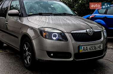 Мікровен Skoda Roomster 2008 в Києві