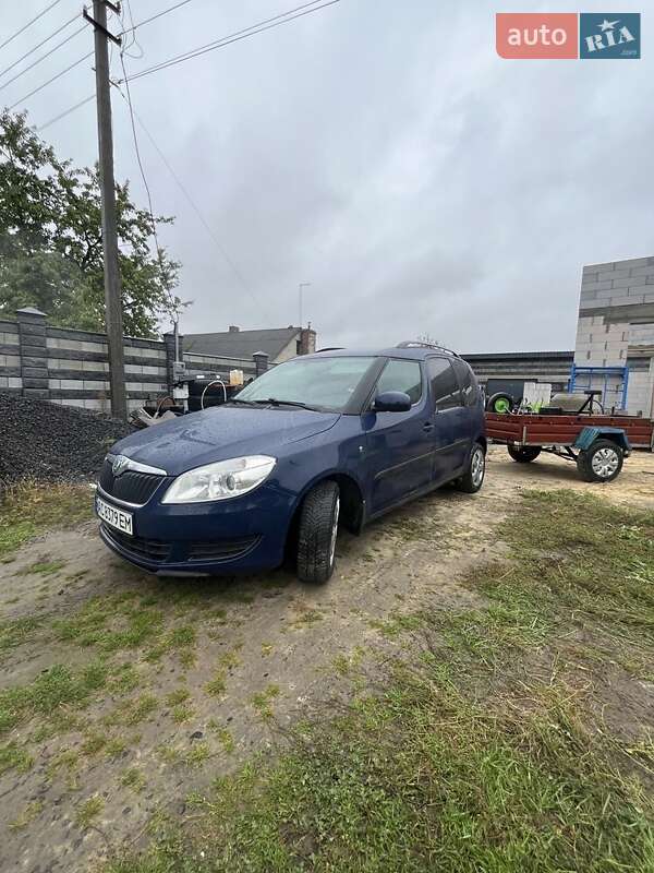 Микровэн Skoda Roomster 2011 в Луцке
