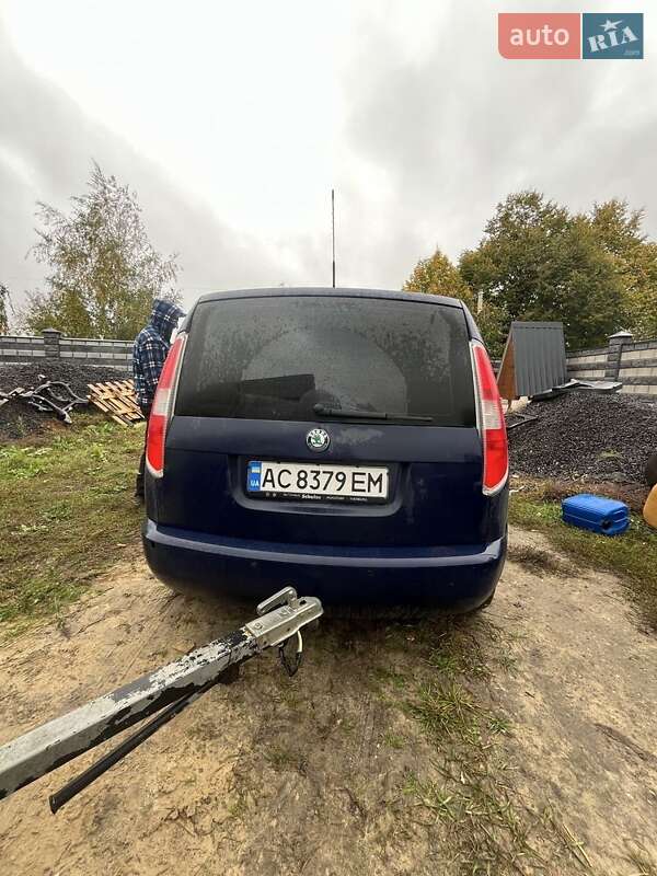 Микровэн Skoda Roomster 2011 в Луцке