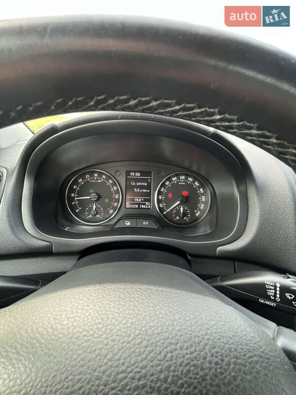 Микровэн Skoda Roomster 2014 в Яготине фото 20 Микровэн Skoda Roomster 2014 в Яготине