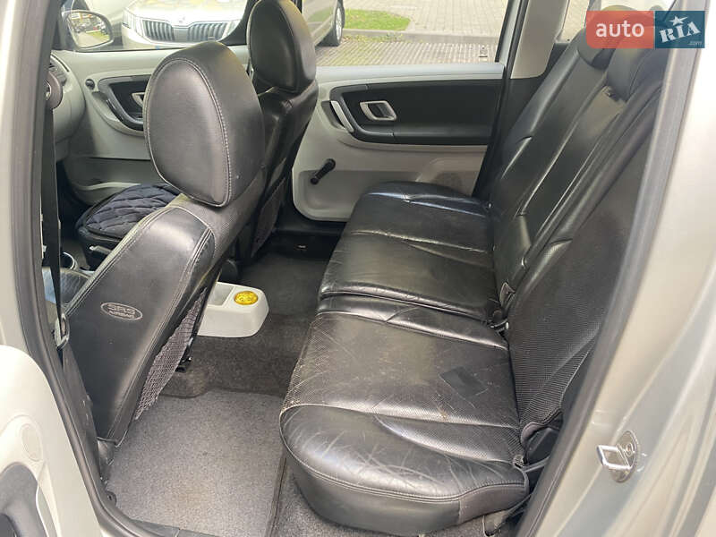 Микровэн Skoda Roomster 2007 в Львове фото 9 Микровэн Skoda Roomster 2007 в Львове
