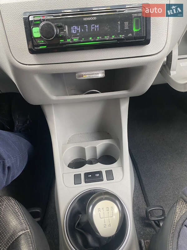 Микровэн Skoda Roomster 2007 в Львове фото 15 Микровэн Skoda Roomster 2007 в Львове