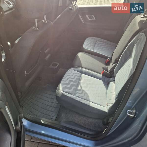 Микровэн Skoda Roomster 2008 в Львове