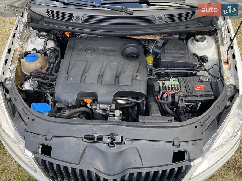 Микровэн Skoda Roomster 2011 в Черноморске фото 7 Микровэн Skoda Roomster 2011 в Черноморске