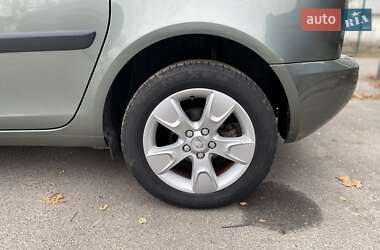 Микровэн Skoda Roomster 2007 в 