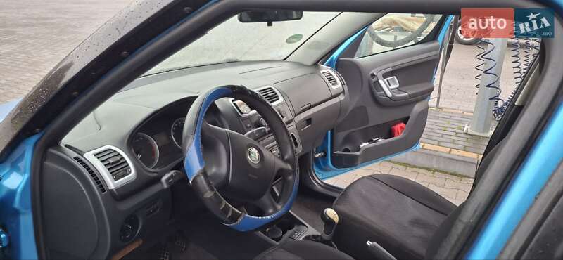 Микровэн Skoda Roomster 2008 в Мукачево