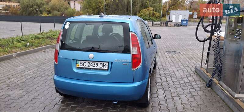 Микровэн Skoda Roomster 2008 в Мукачево
