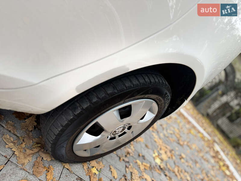 Микровэн Skoda Roomster 2007 в Дрогобыче фото 35 Микровэн Skoda Roomster 2007 в Дрогобыче