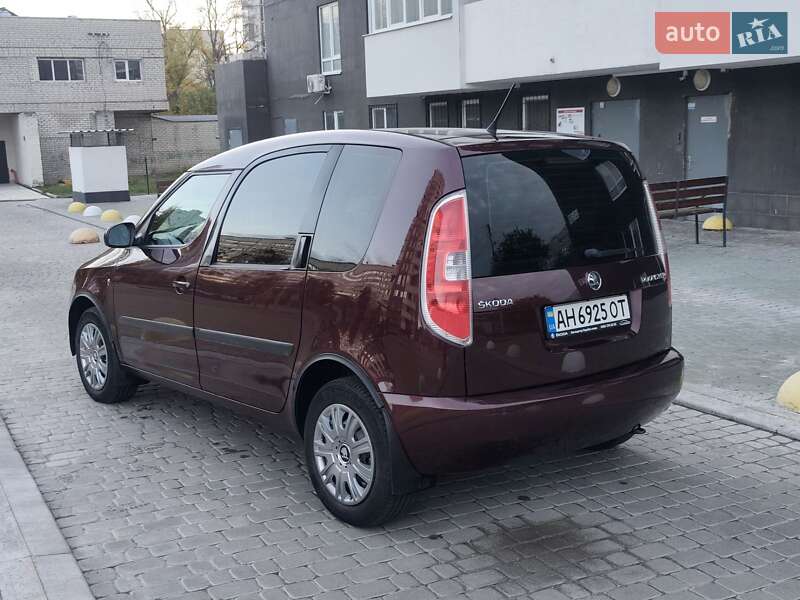 Микровэн Skoda Roomster 2013 в Харькове