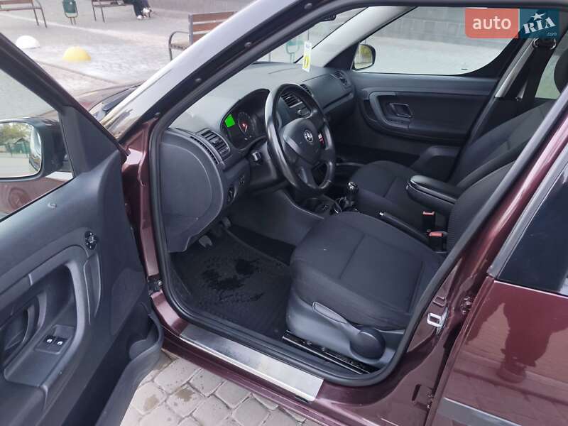 Микровэн Skoda Roomster 2013 в Харькове