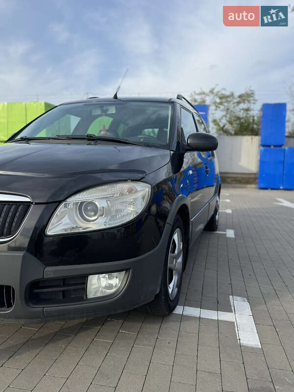 Микровэн Skoda Roomster 2008 в Белой Церкви