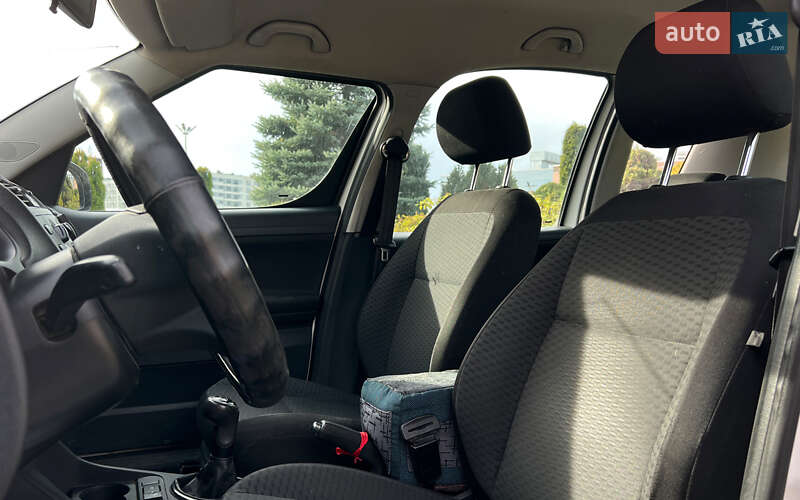 Микровэн Skoda Roomster 2011 в Львове фото 9 Микровэн Skoda Roomster 2011 в Львове